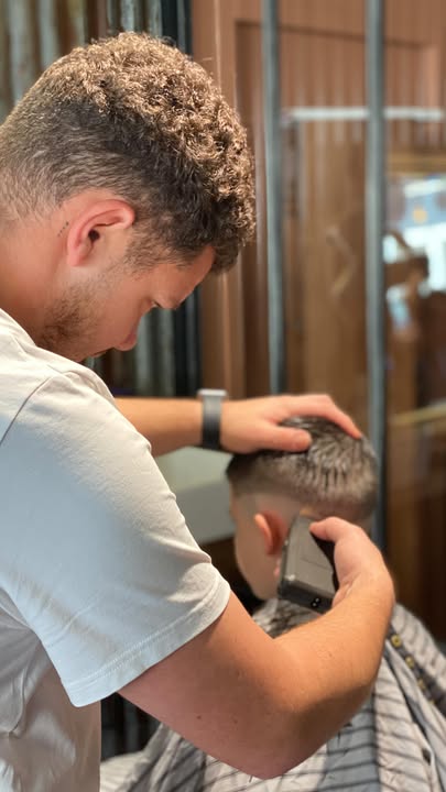 Cote Barbier Coupes fraiches pour Halloween et la rentree 1 1400523522074379 - Hennebont Lorient